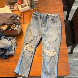 Abercrombie & Fitch Women’s Light Blue Distressed Jeans